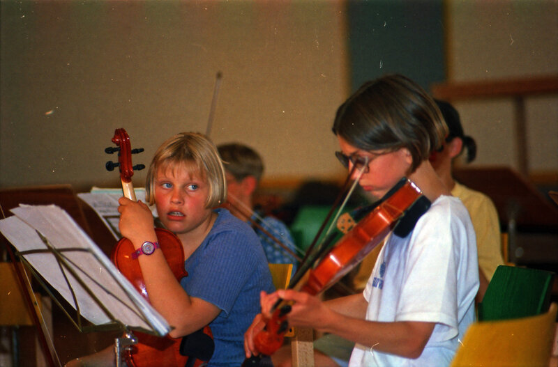 P 95 20 Stage de violon à Sablé - La Cantonade - Fête de l'école St-Exupéry 05