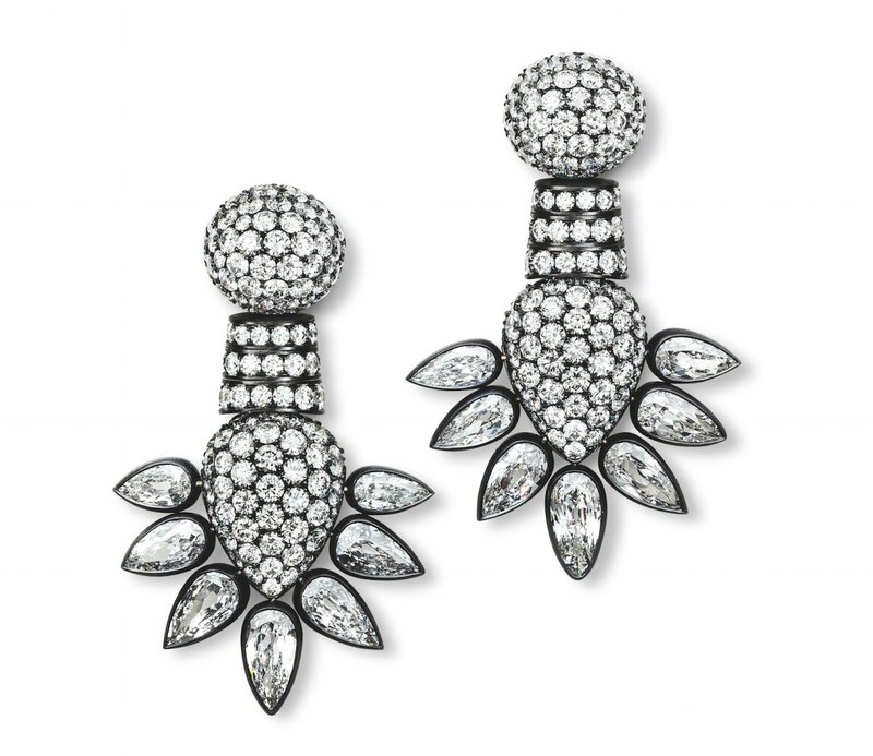 Hemmerle-earrings-diamonds-blackened-silver-white-gold-1200x1040