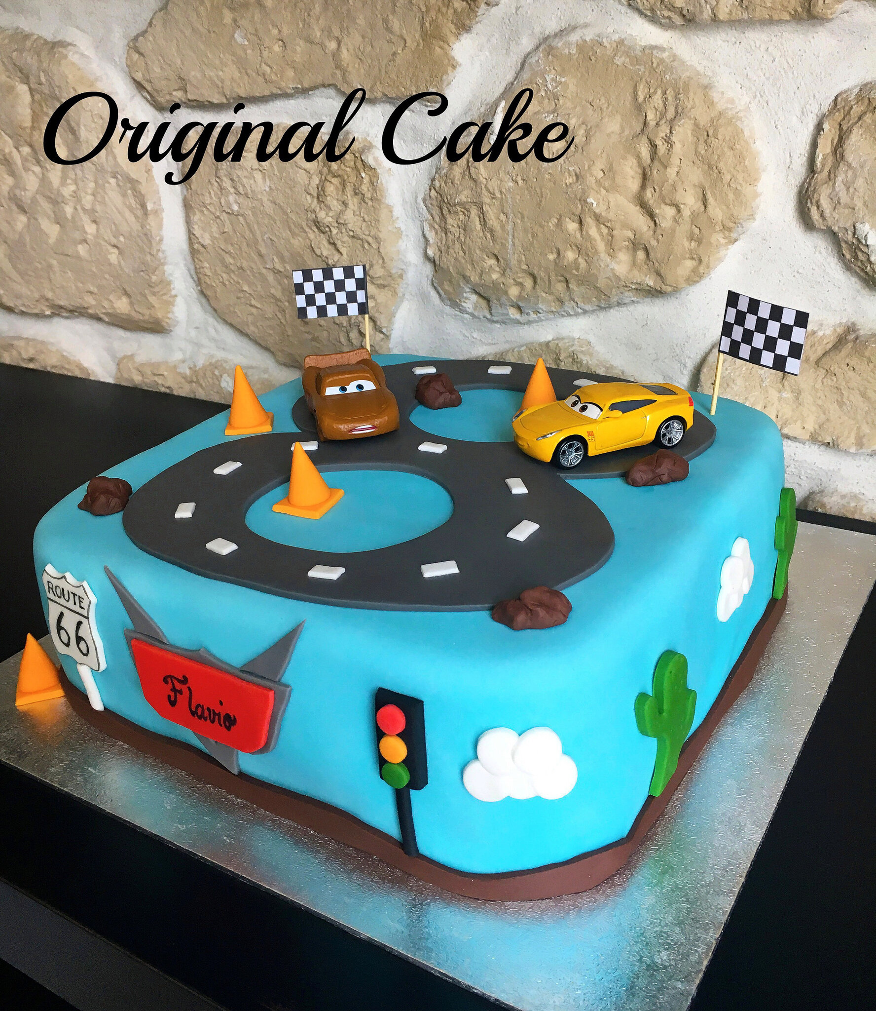 Gateau Circuit Cars Original Cake