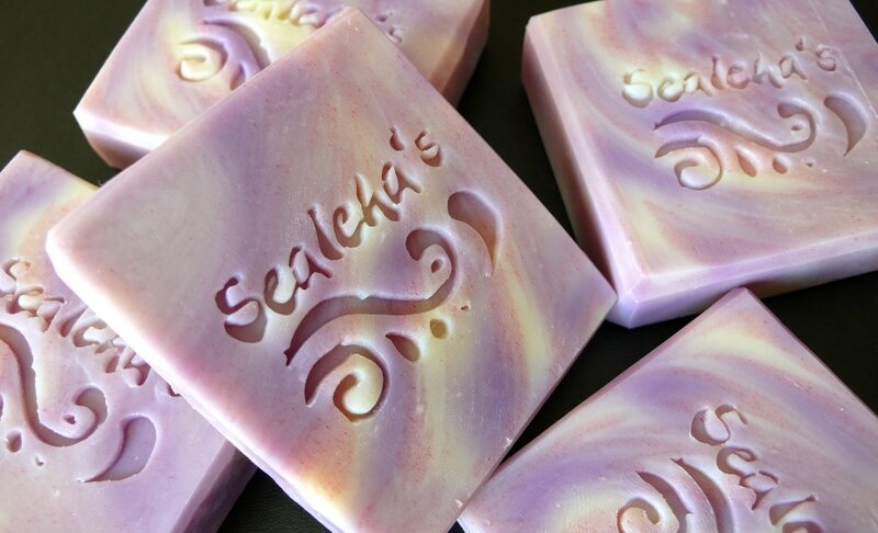 Savon oeillet des poètes tas