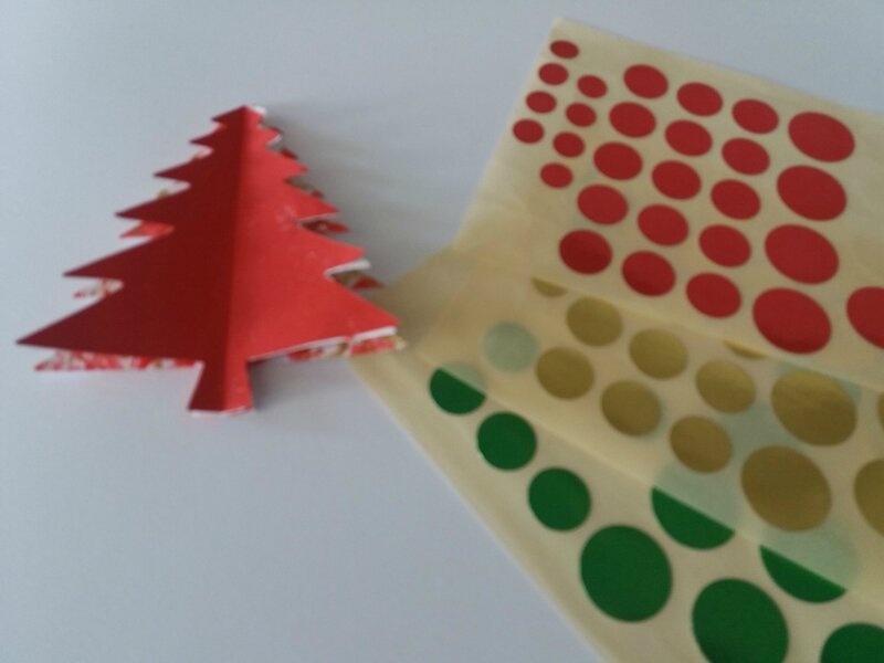 282_Noël et Nouvel an_Carte ou calendrier rouge et or (37)