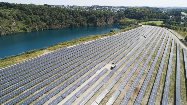en-images-decouvrez-la-centrale-photovoltaique-de-baud-que-le-ministre-de-rugy-inaugurera-lundi