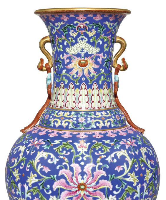 China Porcelain qing qianlong wu jin glaze colour enamels flower and plant vase