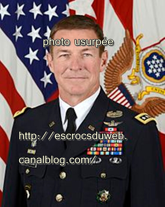 James C. McConville- général ,l'armée américaine, usurpé