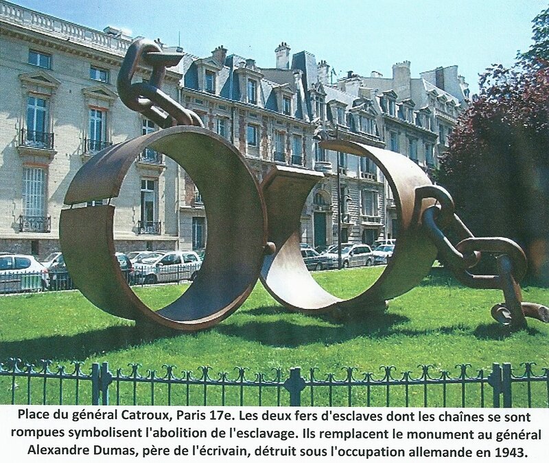 Place Catroux 0001