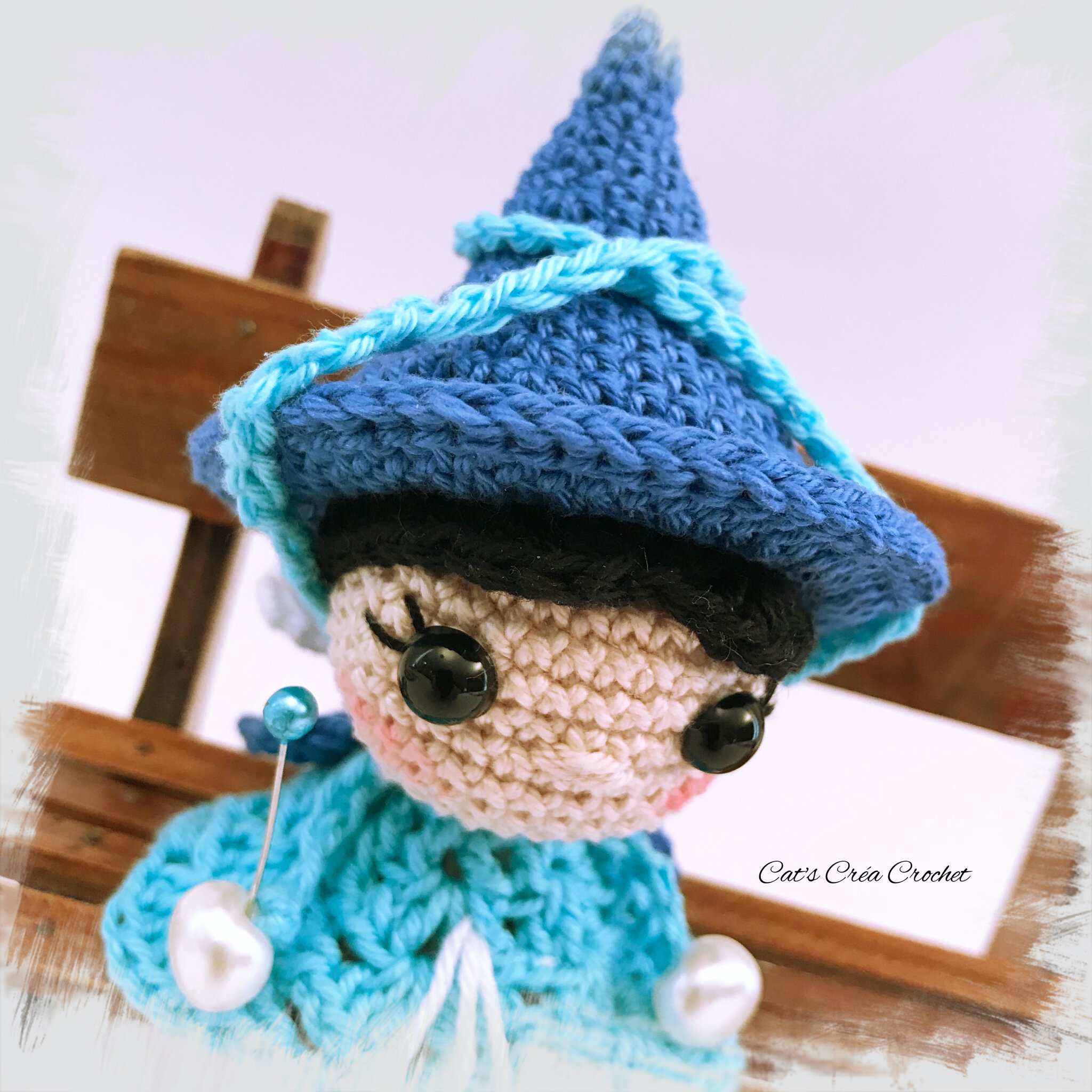 La poupée bleue 💙 - Cat's Créa Crochet
