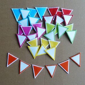 LOT 6 FANIONS TRIANGLES