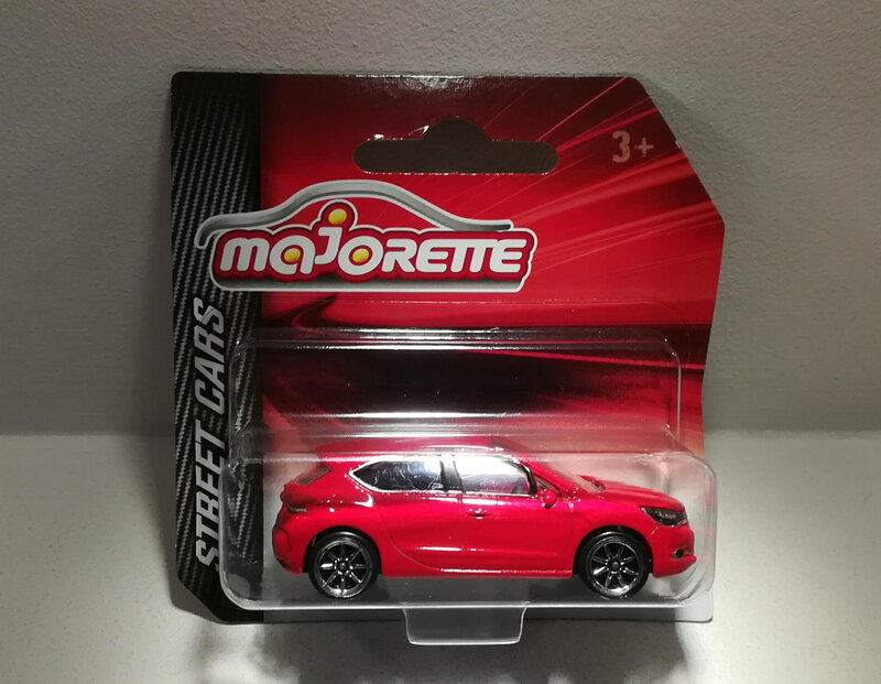 Citroen DS4 (Majorette)