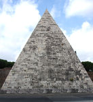Pyramide_de_Cestius_18