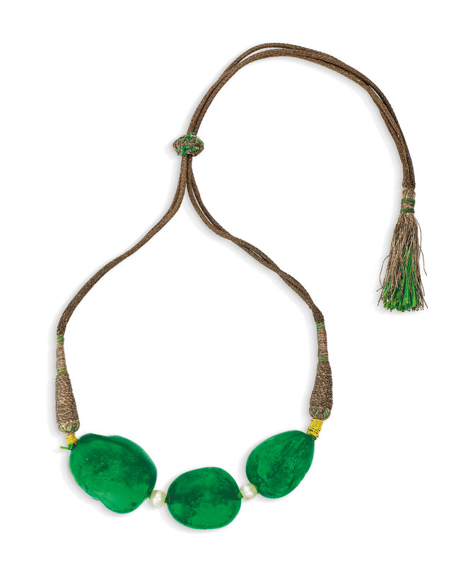 2019_GNV_17436_0147_000(antique_emerald_bead_and_pearl_bazuband)