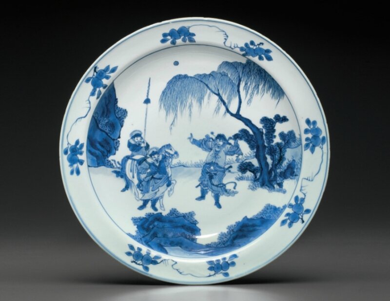 A large blue and white dish, Early Kangxi period, circa 1670