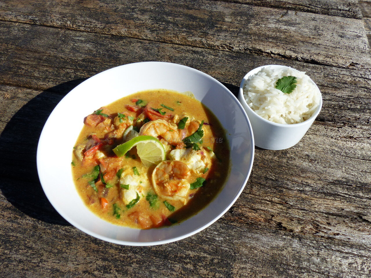 Curry de poisson à la thaïlandaise et riz basmati Recette