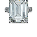 An impressive diamond ring