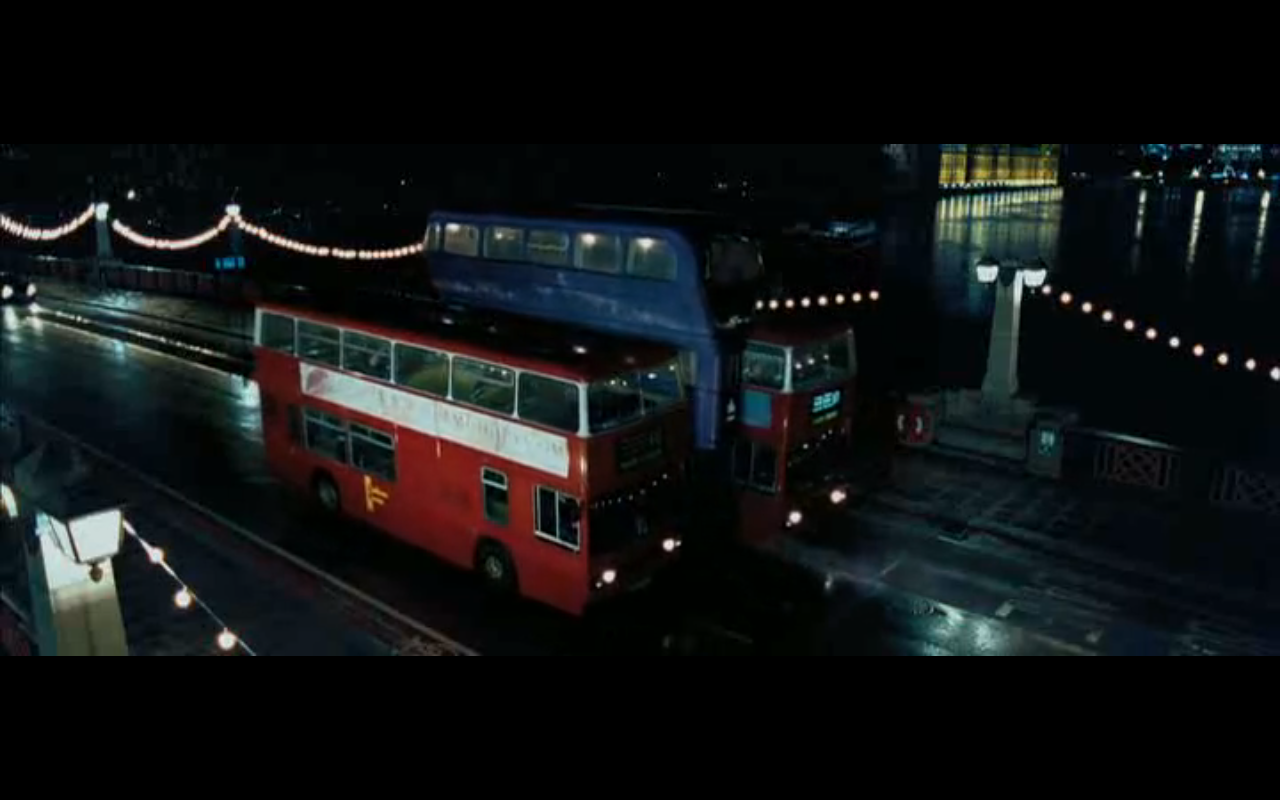 Lambeth Bridge et le Magicobus Harry Potter Studio Tour