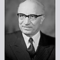 1958 - l'eglise italienne veut un gouvernement conservateur !