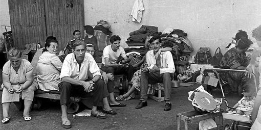 oran-7-juillet-1962-des-pieds-noirs-refugiés