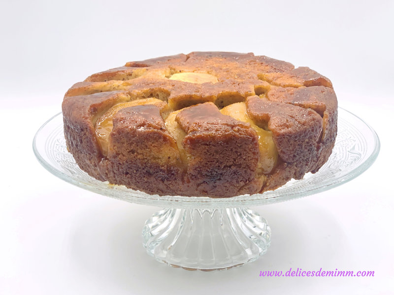 Gâteau renversé aux pommes et aux noisettes 3