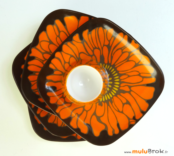 COQUETIERS-oranges-VOLUFORM-3-muluBrok-Vintage
