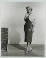 1952-03-MonkeyBusiness-test_costume-travilla-mm-010-1