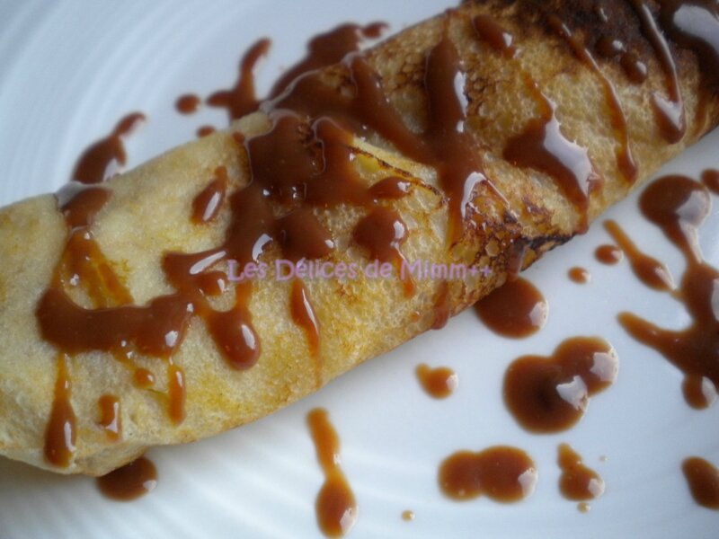 Crêpes aux bananes et coulis aux carambars