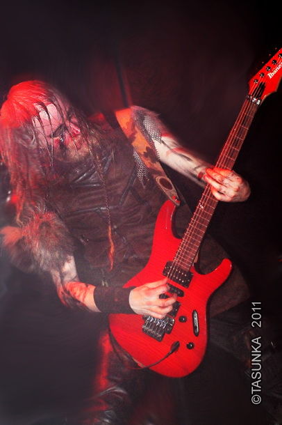Turisas_copyrightTasunka2011_04