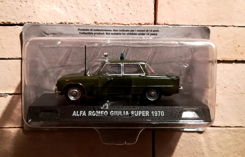 Alfa Romeo Giulia Super de 1970 (Grani)