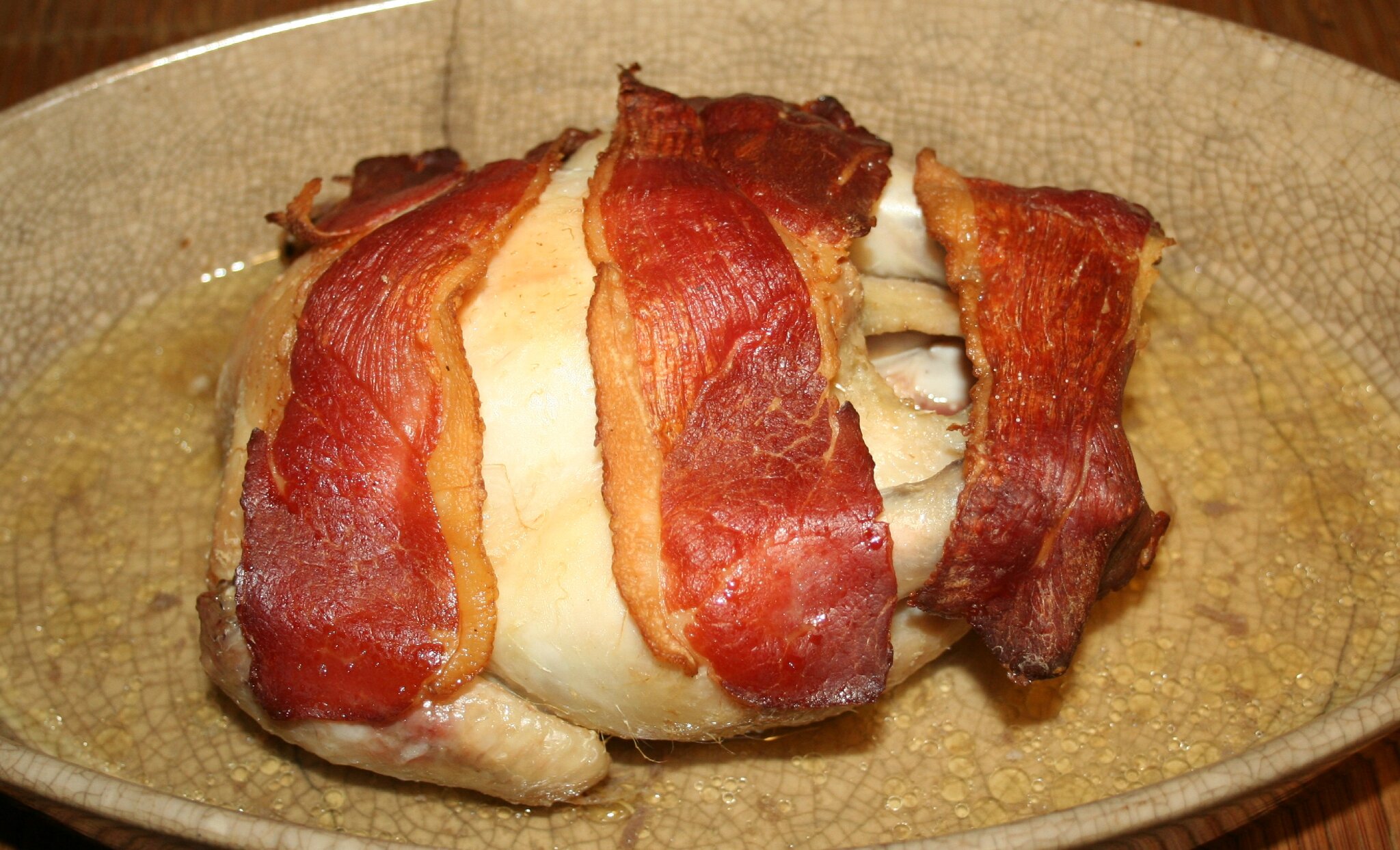 Recette De Coquelet En Sauce Vin Rouge Coquelet bardé de jambon cru d'Auvergne - amafacon