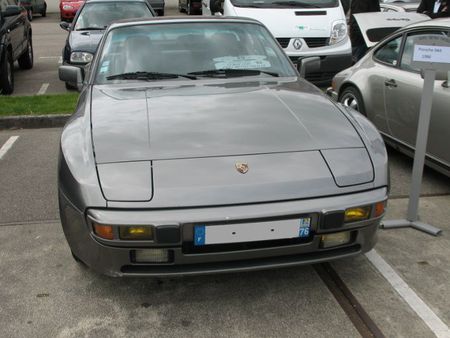 Porsche944p2av