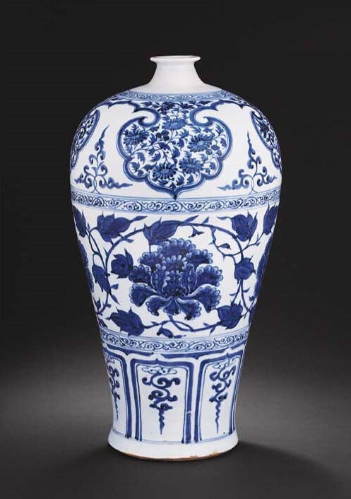 A superb large Yuan blue and white meiping, Yuan dynasty (1279-1368)2