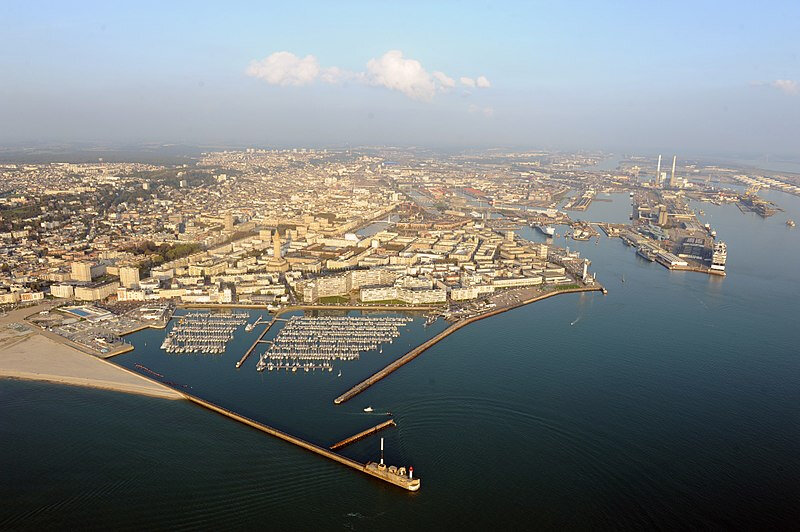 800px-Vue_aérienne_de_la_ville_du_Havre