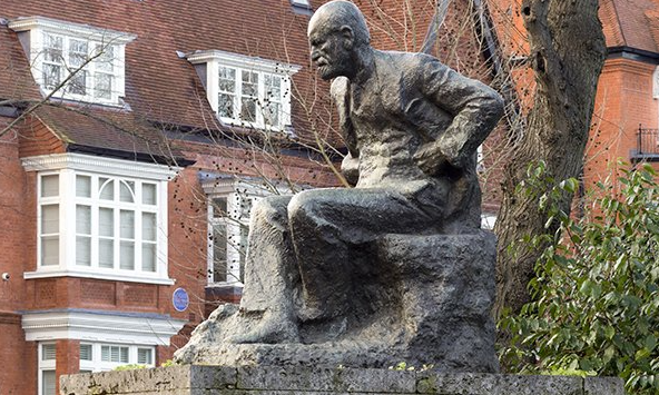 statue Freud Tavistock