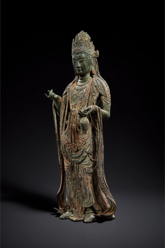 2022_NYR_20594_0748_002(a_magnificent_and_highly_important_gilt-bronze_figure_of_guanyin_dali010431)