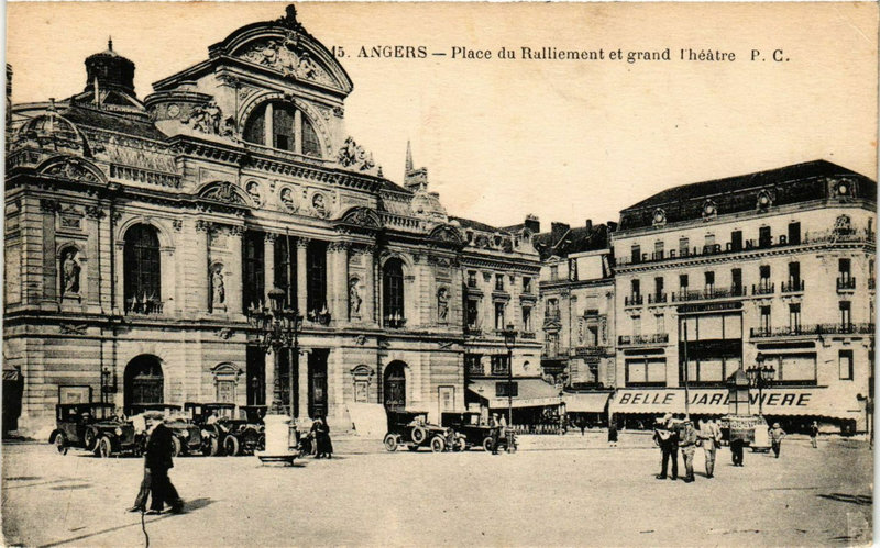 681-angers-angers-place-raillement-grand-theatre