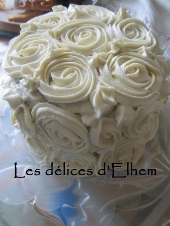 Layer cake aux 3 chocolats et pralines roses : découvrez les recettes de  cuisine de Femme Actuelle Le MAG