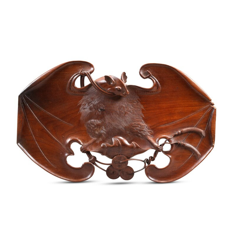 carved wood bat-shaped tray, Vietnam, Nguyên dynasty, 20th century