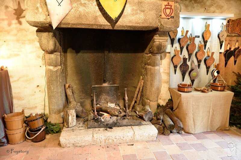 PUY_1077