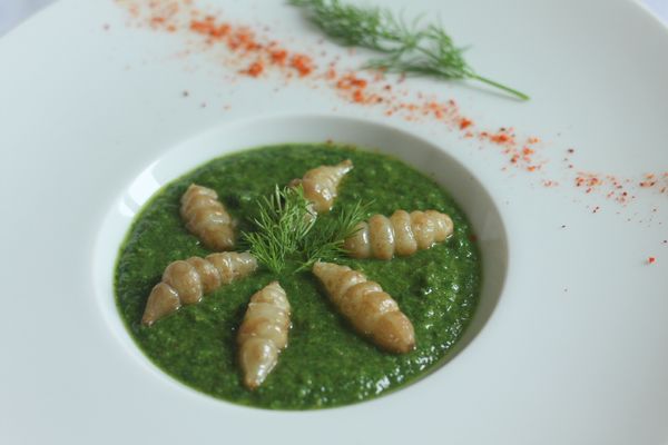 velouté d'herbes et crosnes blog chez requia cuisine et confidences