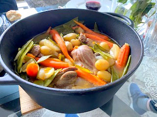 Recette de Pot au feu d'agneau aux légumes oubliés