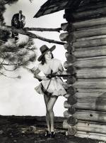 2022-THSGIVING-esther_williams