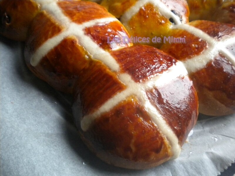 Hot cross buns (petites brioches de Pâques) 3
