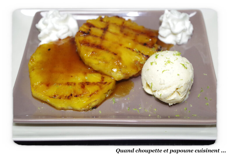 tranches d'ananas grillés, crème chantilly citron vert et sa boule de glace vanille-4959