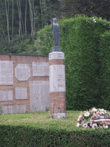 27480___Lyons_la_Foret