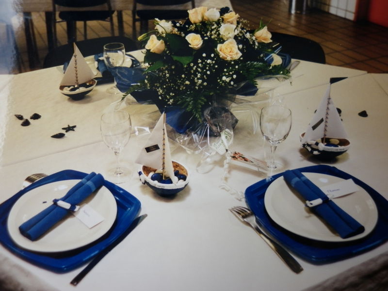 Mariage Elegant Decoration De Table Mariage Bleu Et Blanc