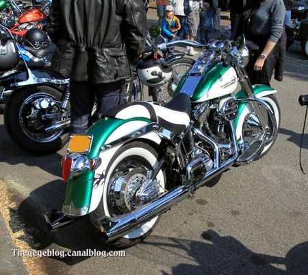Harley Davidson (Retrorencard avril 2011) 02