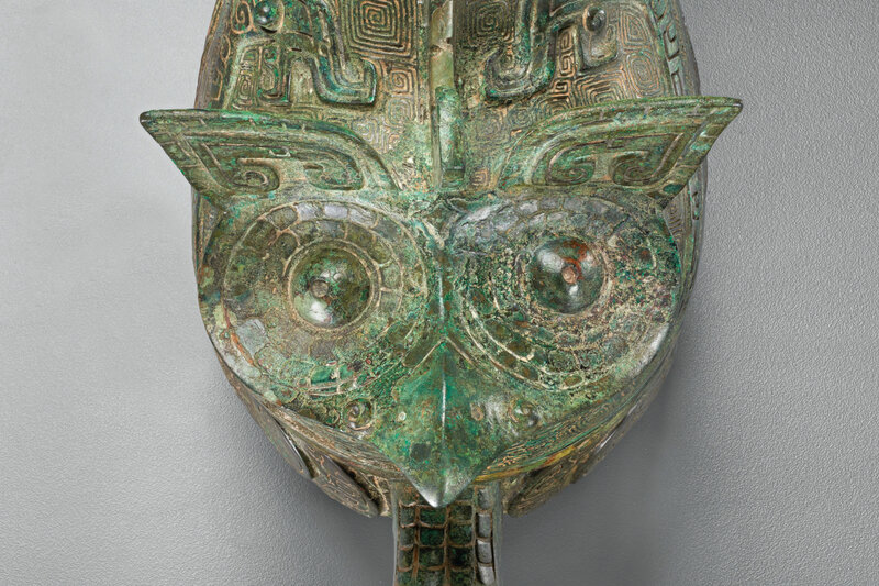 2021_NYR_20190_0505_005(an_exceptional_and_highly_important_bronze_ritual_wine_vessel_and_cove064211)