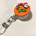 Porte ciseau , attache badge enrouleur 80 cm