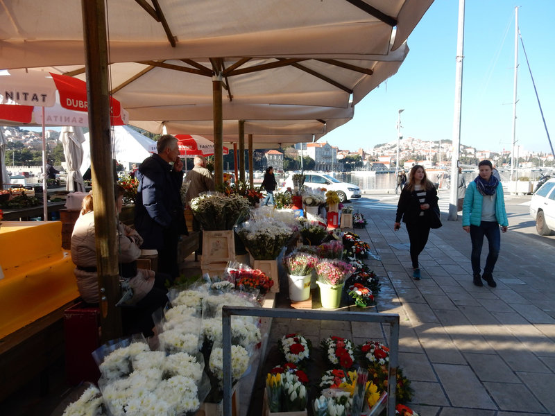 Le marché sur le port de Dubrovnik 160217