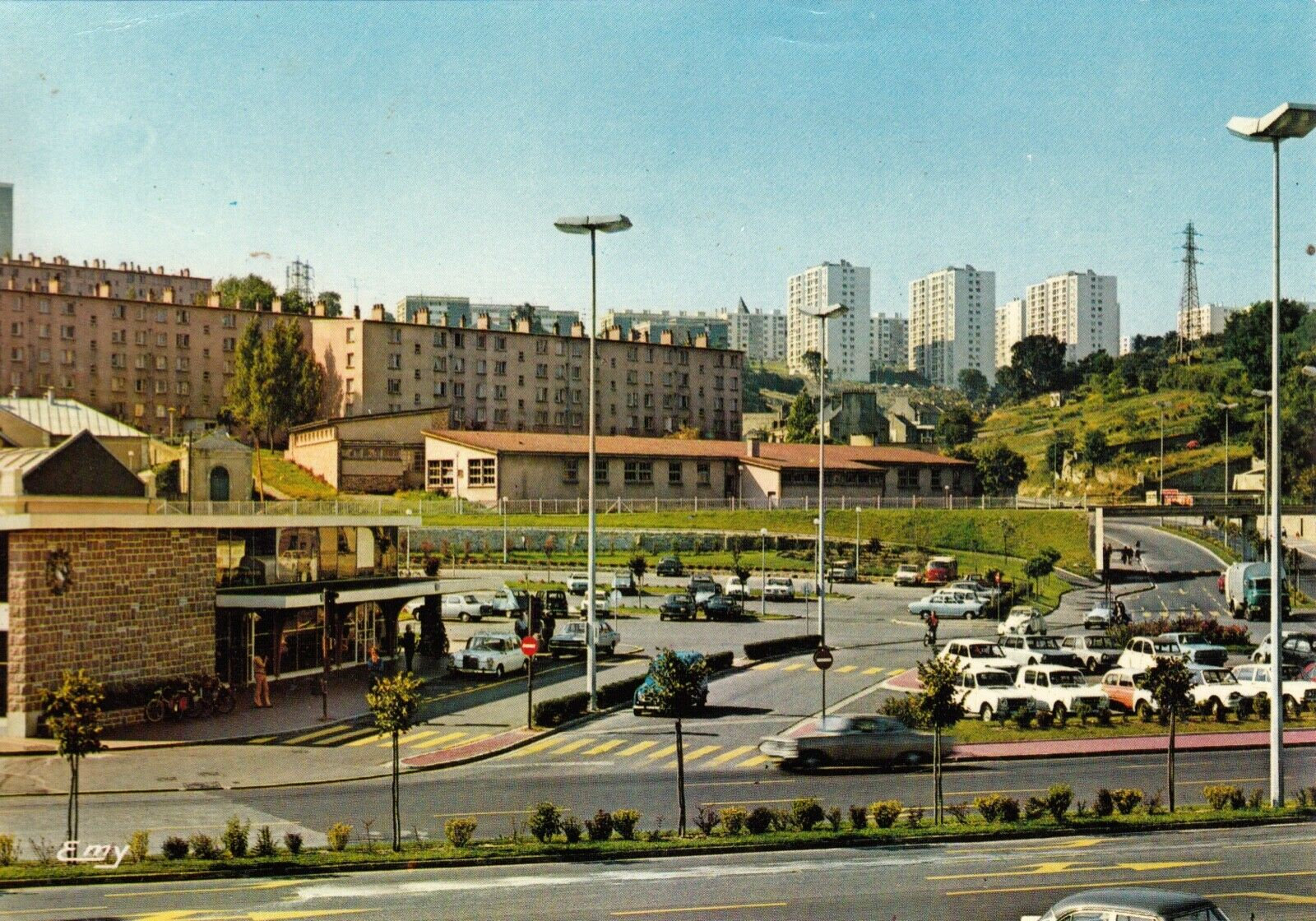 Gare de Cherbourg (Manche). gares et trains