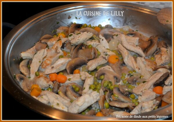 Fricassee De Dinde Aux Petits Legumes La Cuisine De Lilly