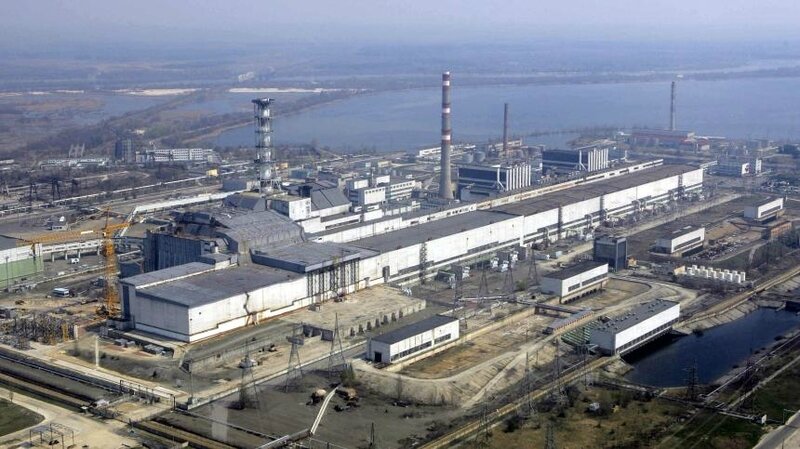 Photo-vue-centrale-de-Tchernobyl-en2006